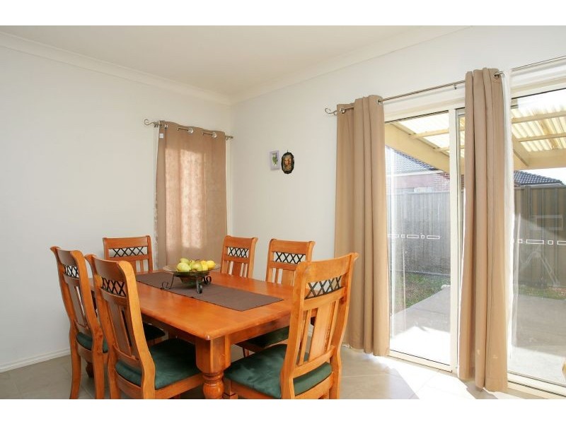 30 Girraween Crescent, Craigieburn VIC 3064