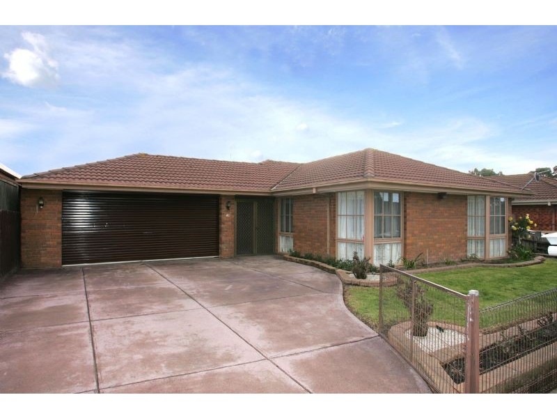 45 Farnborough Avenue, Craigieburn VIC 3064