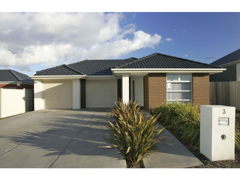 3 Eastwood Place, Craigieburn VIC 3064
