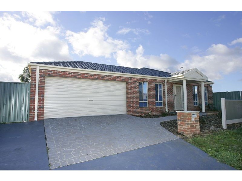 5 Flora Lane, Craigieburn VIC 3064