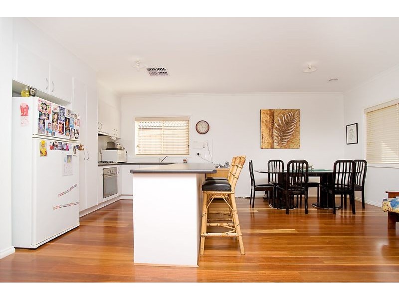 18 Pinevalley Rise, Craigieburn VIC 3064