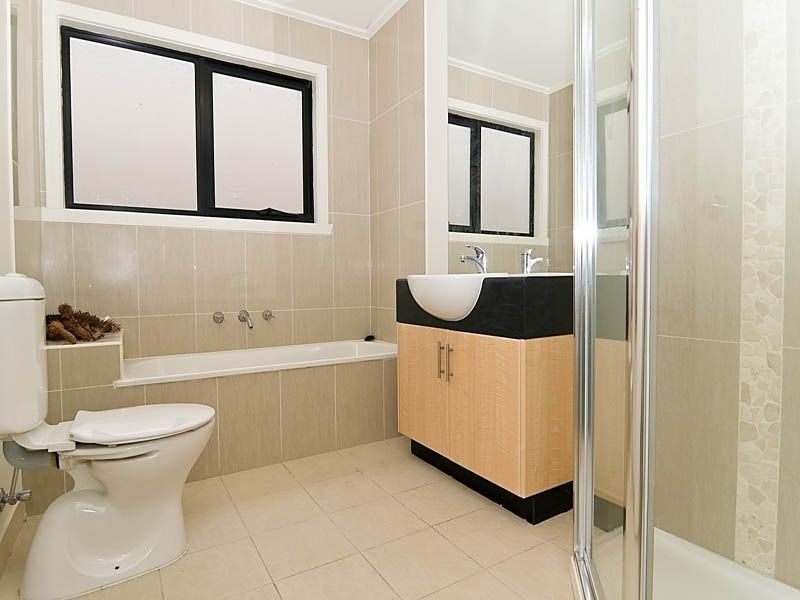 17 Orlando Drive, Roxburgh Park VIC 3064