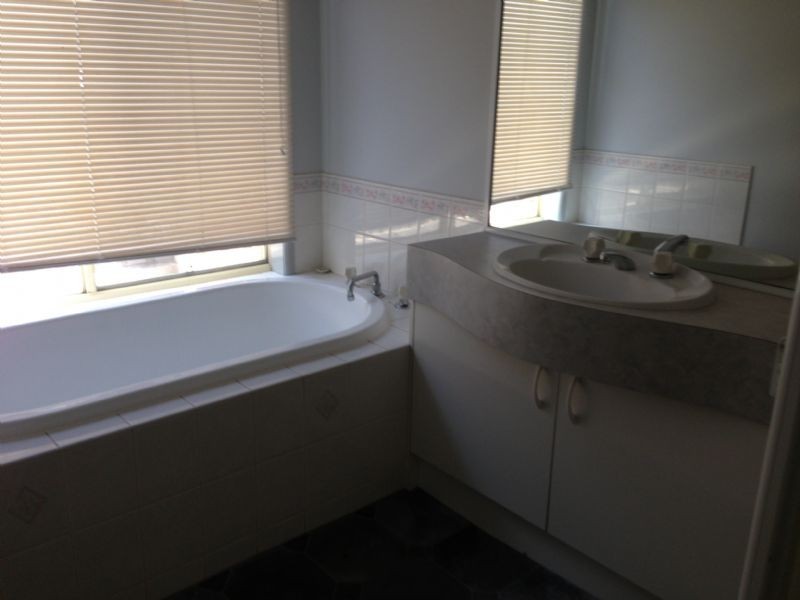 1 Commonwealth Court, Craigieburn VIC 3064