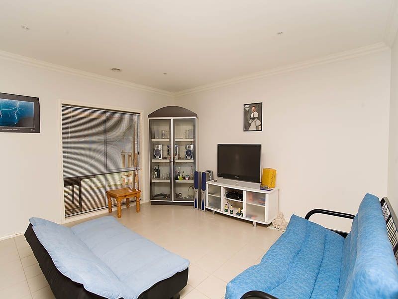 10 Tournament Rise, Craigieburn VIC 3064