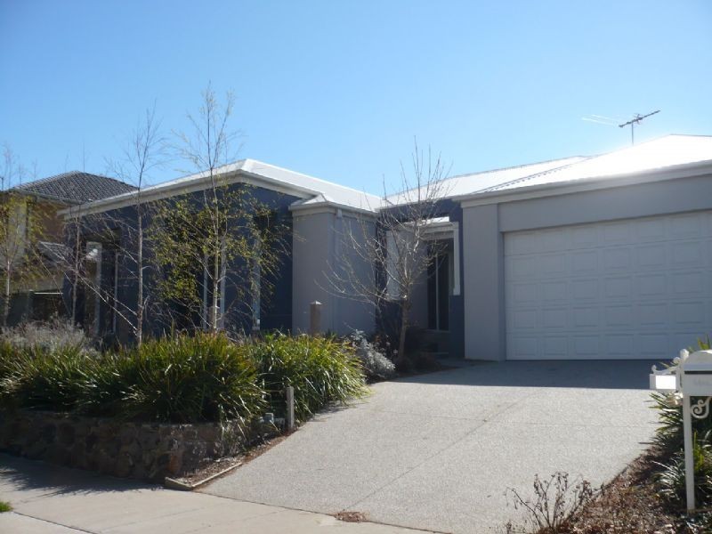 10 Scarborough Terrace, Craigieburn VIC 3064