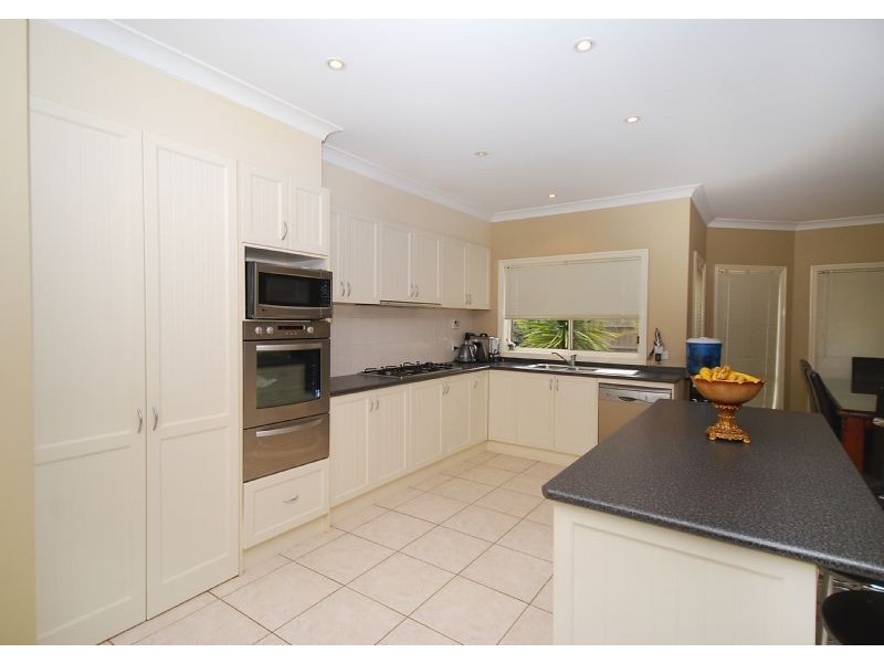 10 Tavistock Court, Craigieburn VIC 3064