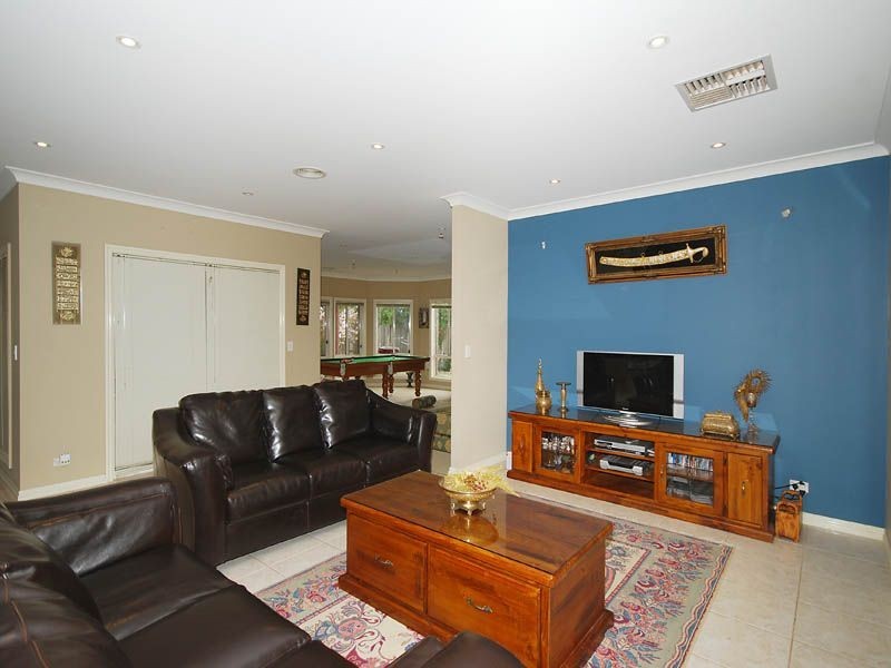 10 Tavistock Court, Craigieburn VIC 3064