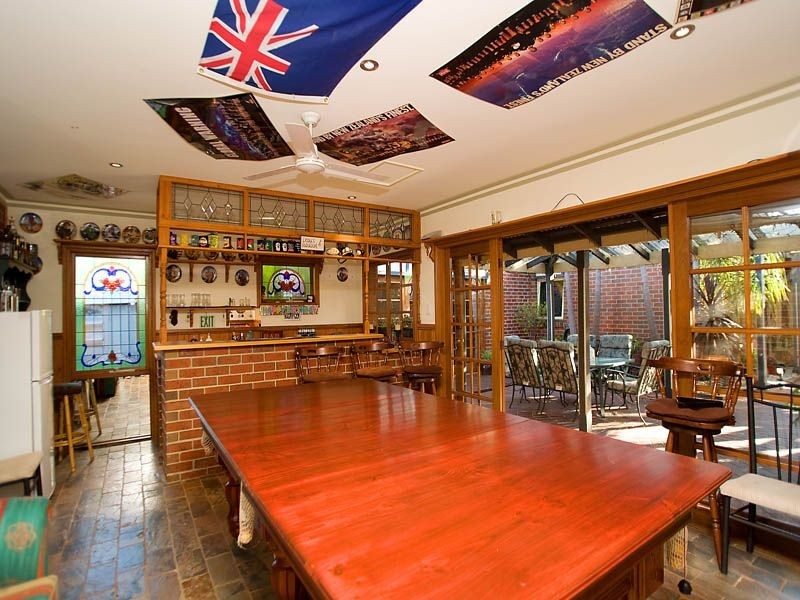 106 Rossiter Avenue, Roxburgh Park VIC 3064