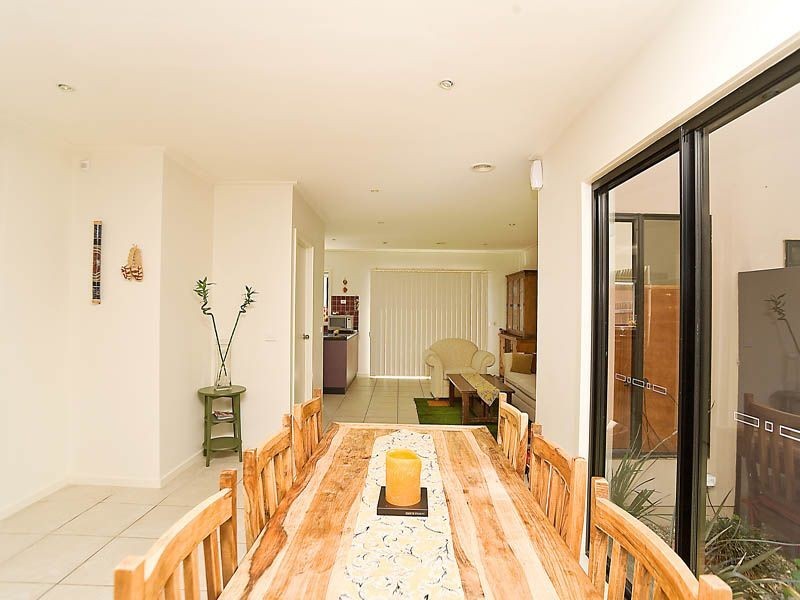 23 Orlando Drive, Roxburgh Park VIC 3064