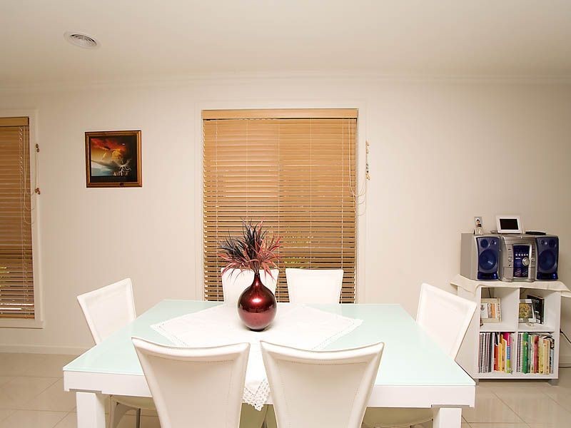 22 Brushwood Court, Roxburgh Park VIC 3064