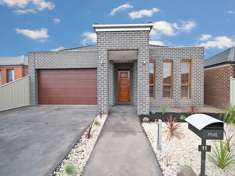 11  Pymble Gardens, Craigieburn VIC 3064