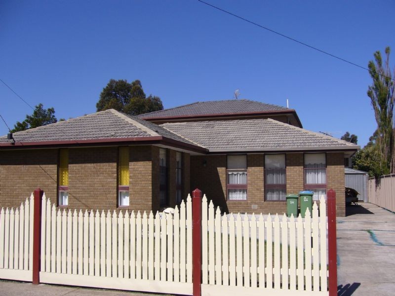 38 Bank Street, Craigieburn VIC 3064