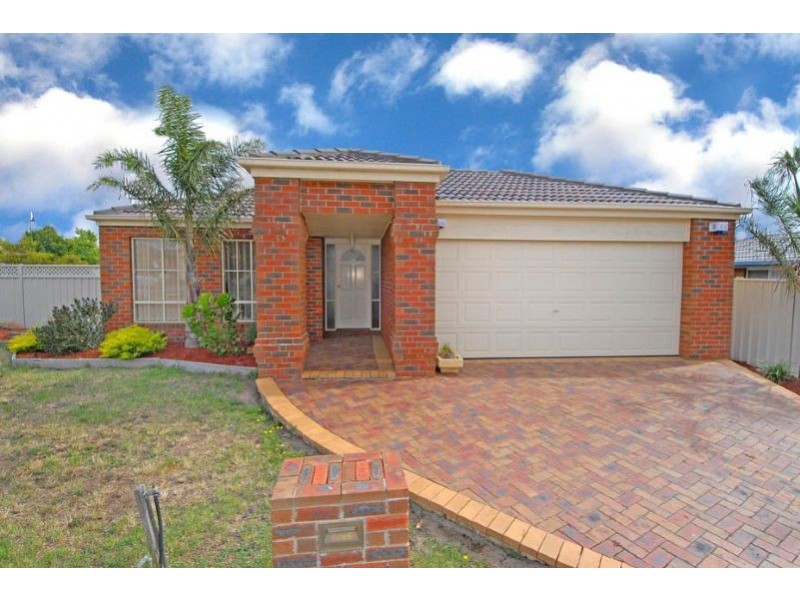13 Sunnybrook Court, Craigieburn VIC 3064