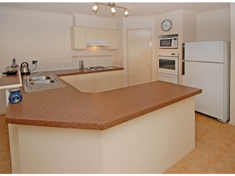 13 Sunnybrook Court, Craigieburn VIC 3064