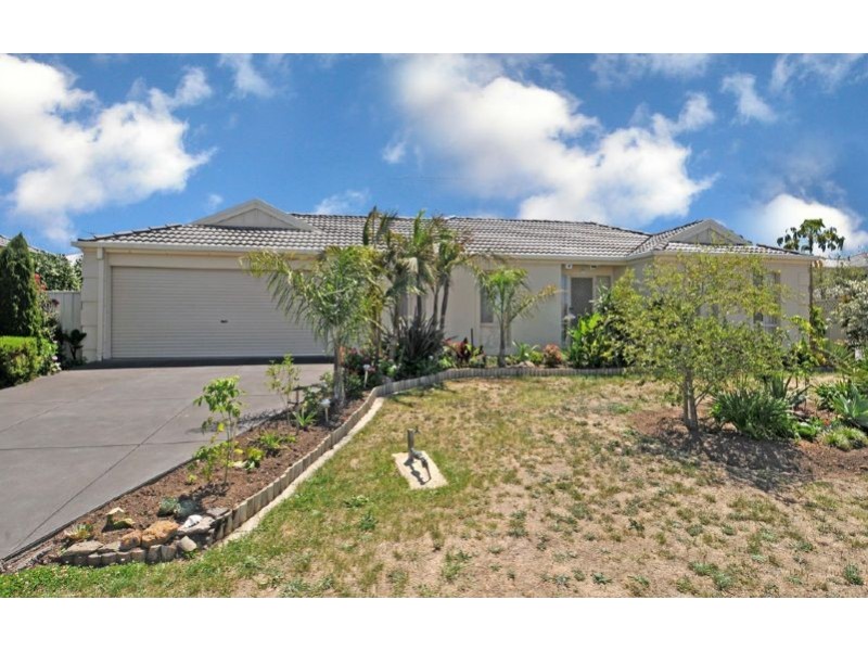 2 Meadowbank Court, Craigieburn VIC 3064