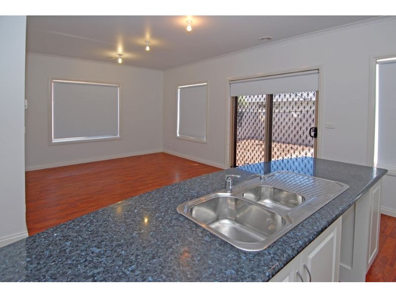 22 Willmott Drive, Craigieburn VIC 3064