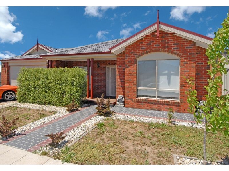 74 Mission Hills Way, Craigieburn VIC 3064