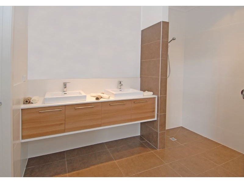 21 Grosvenor Square, Craigieburn VIC 3064