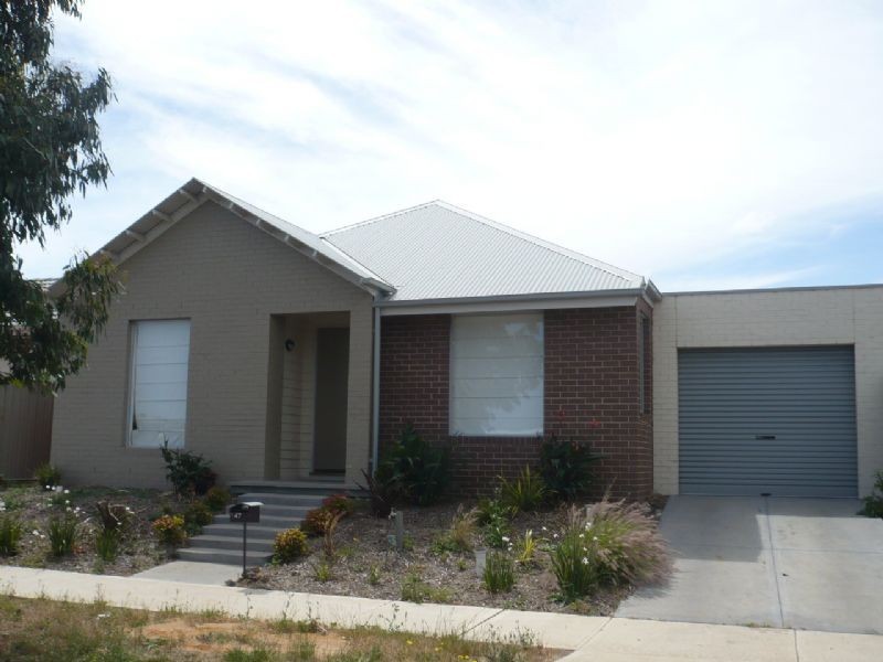 47 Elsternwick Way, Craigieburn VIC 3064