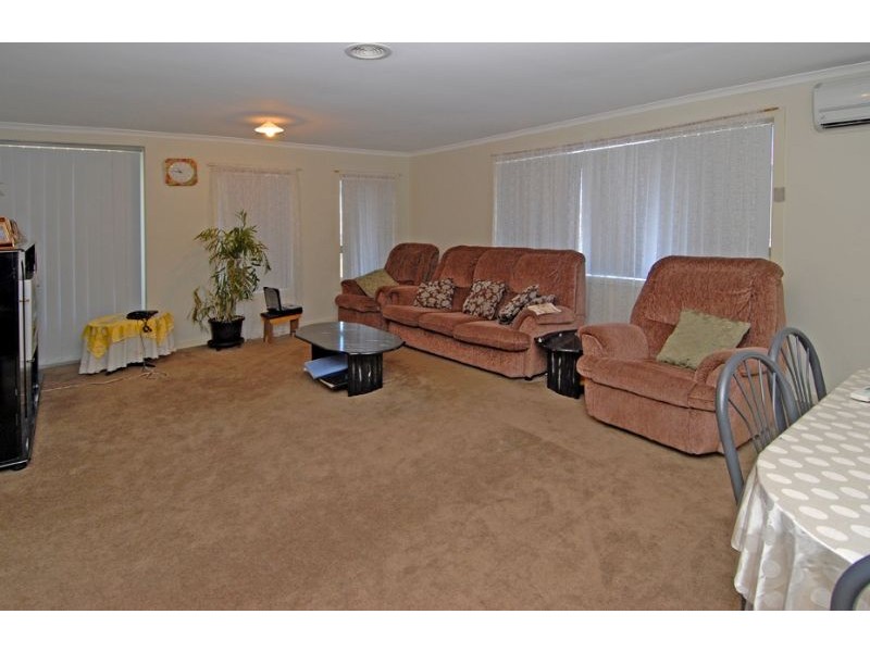 10 Explorers Place, Craigieburn VIC 3064
