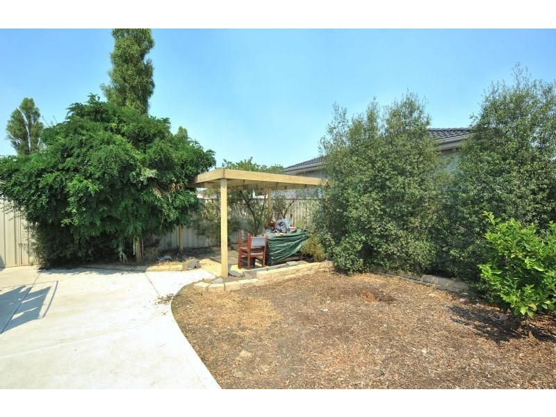 12 Willmott Drive, Craigieburn VIC 3064