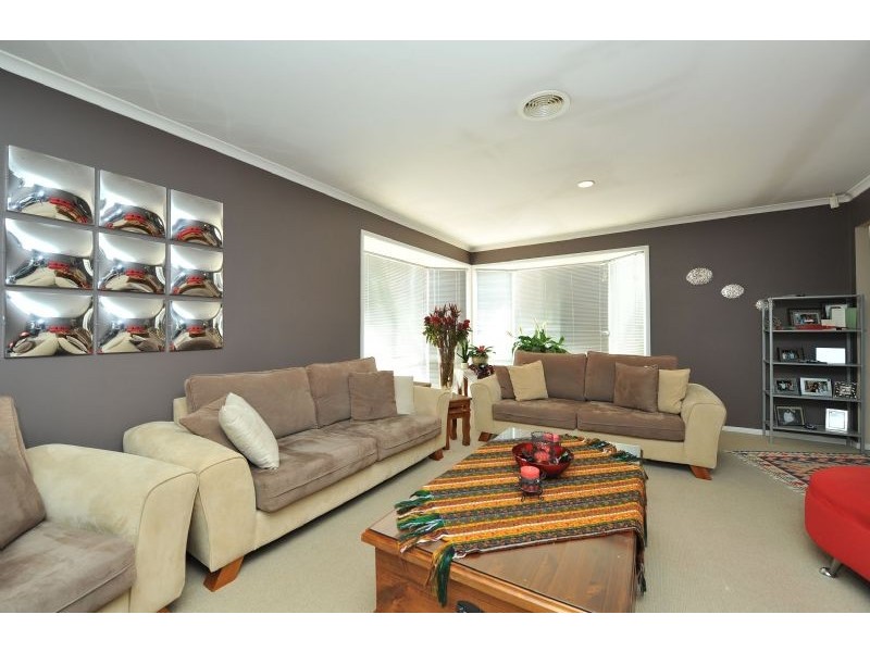 Roxburgh Park VIC 3064
