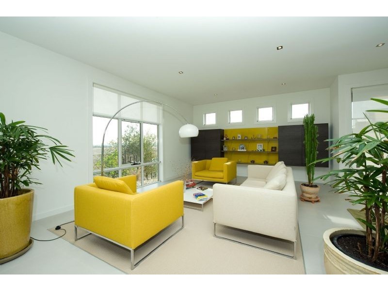 74 Royal Terrace, Craigieburn VIC 3064