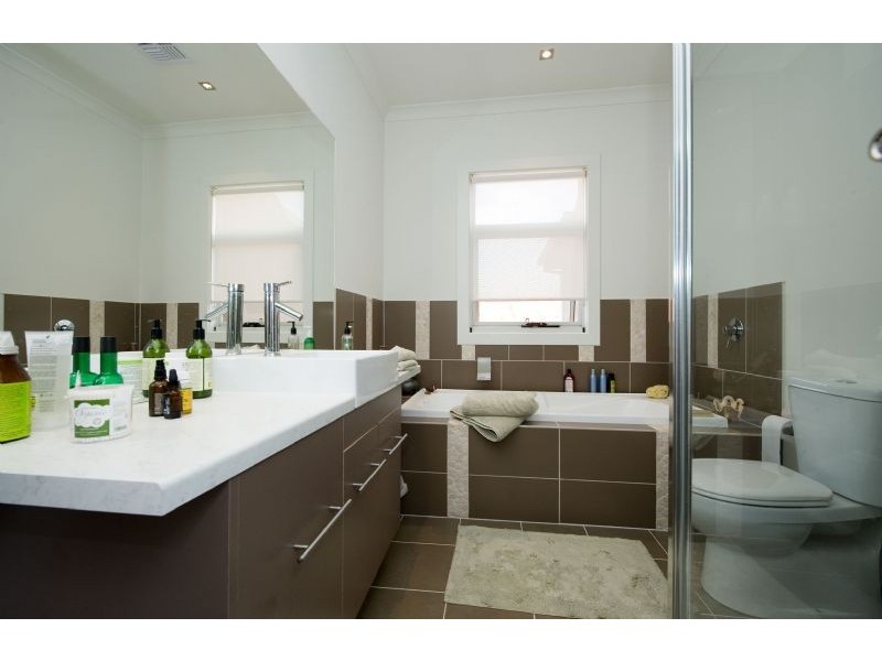 74 Royal Terrace, Craigieburn VIC 3064