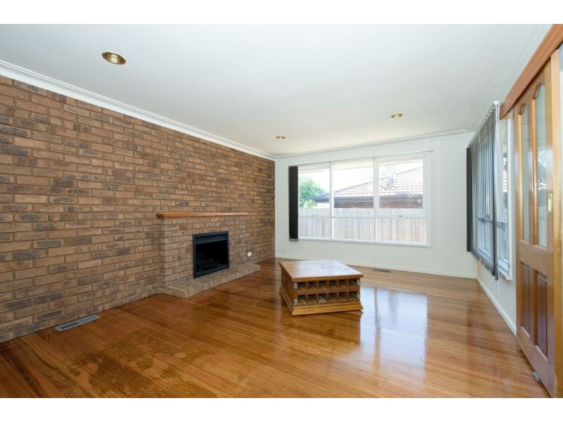 76 Dianne Avenue, Craigieburn VIC 3064