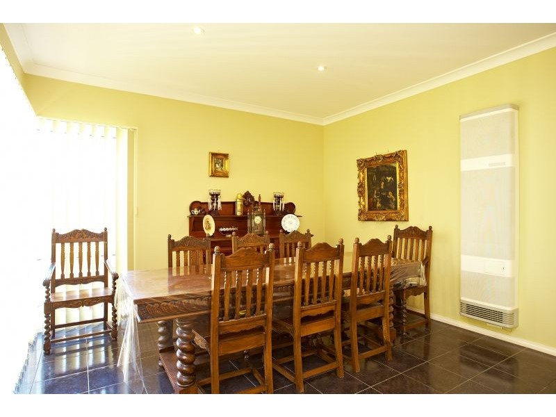 24  Bradworth Street, Craigieburn VIC 3064