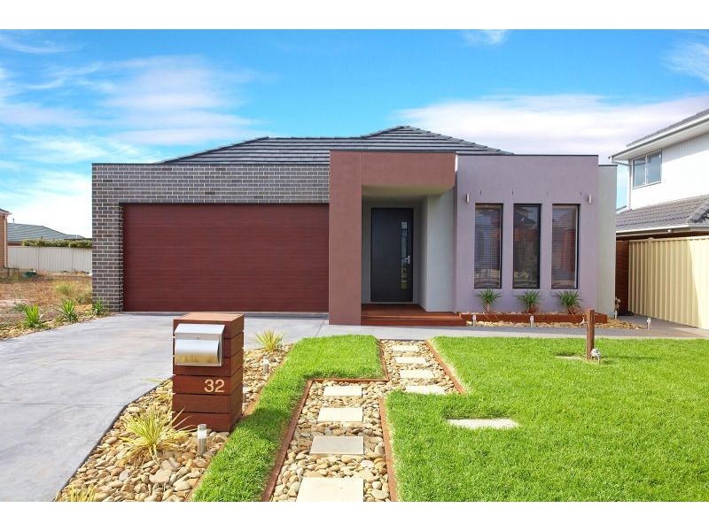 32 Tusmore Rise, Craigieburn VIC 3064