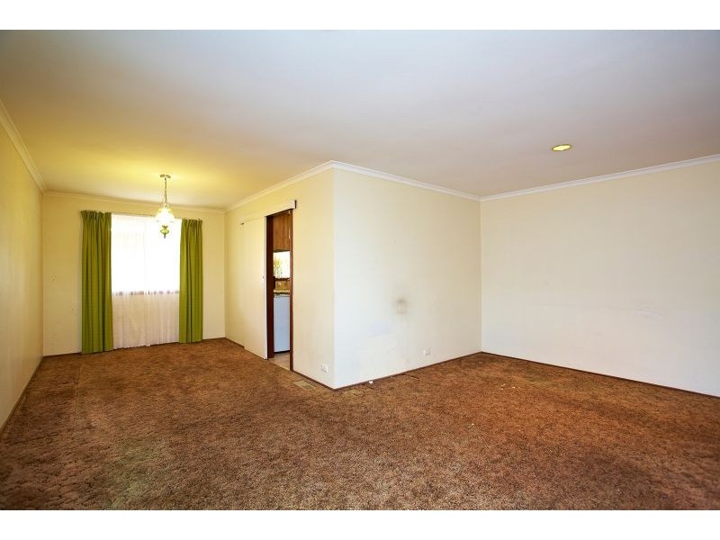 15 Plumpton Avenue, Craigieburn VIC 3064