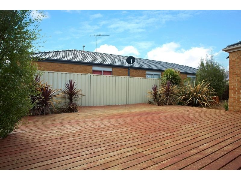 19 Mission Hills Way, Craigieburn VIC 3064