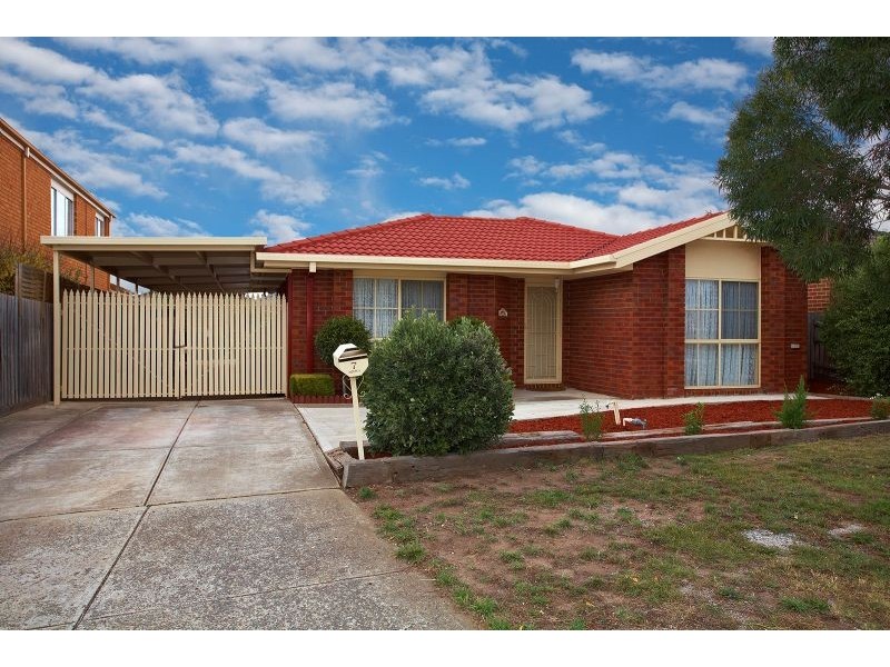7 Aquila Grove, Roxburgh Park VIC 3064