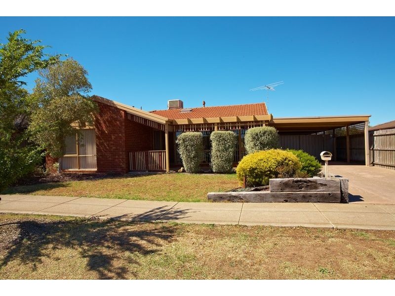 22 Cowes Street, Craigieburn VIC 3064