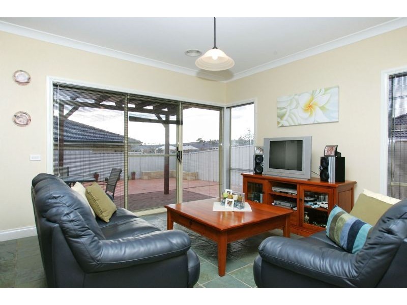 9  Parkstone View, Craigieburn VIC 3064