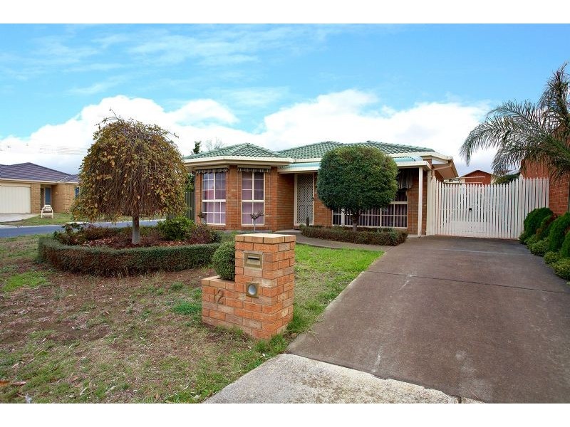 12 Sheridan Way, Roxburgh Park VIC 3064