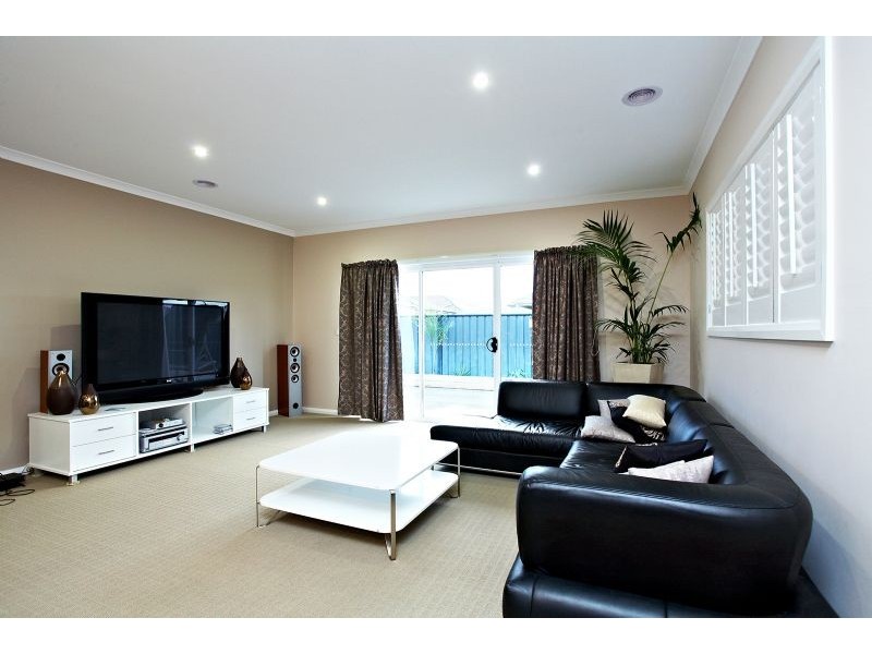 5 Penny Lane, Craigieburn VIC 3064