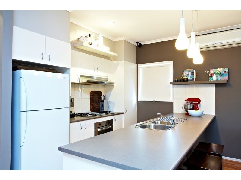 1  Floreat Grove, Craigieburn VIC 3064