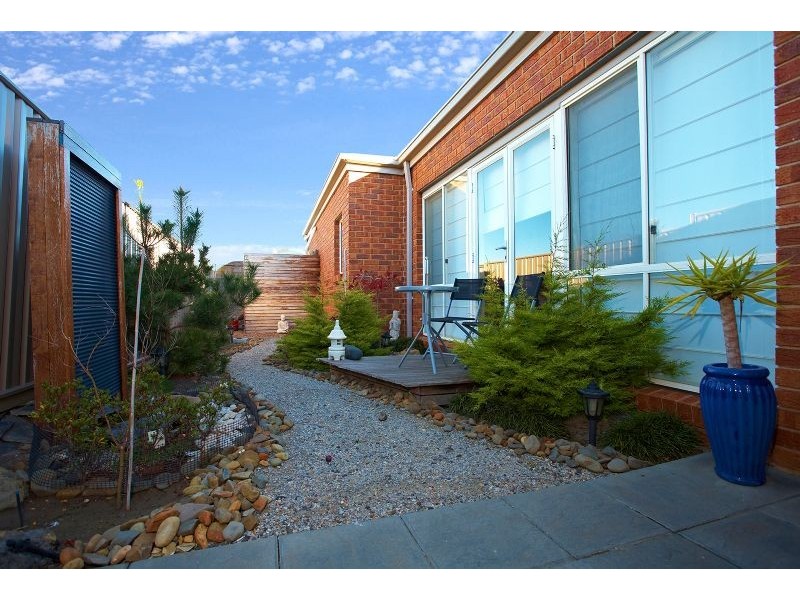 32 Parramatta Walk, Craigieburn VIC 3064
