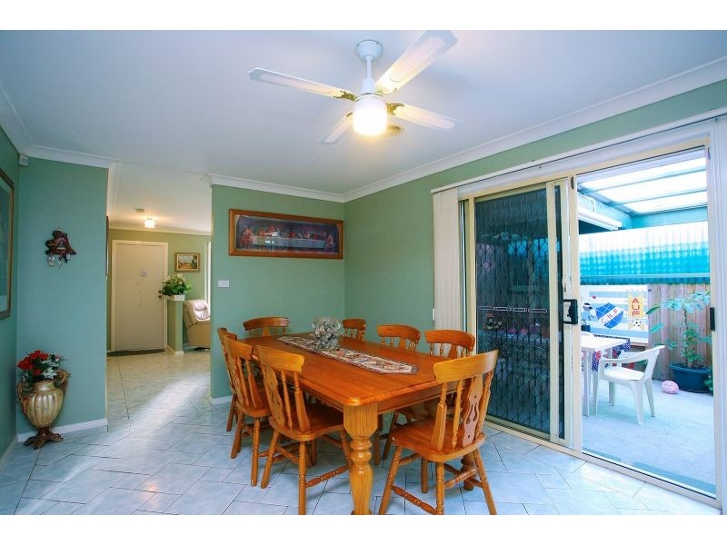76 McKenzie Crescent, Roxburgh Park VIC 3064