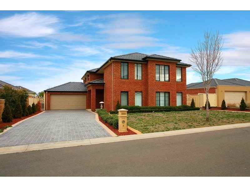 6 Deauville Green, Craigieburn VIC 3064
