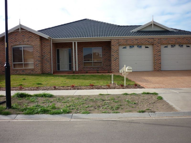 30 Cranwell Street, Craigieburn VIC 3064
