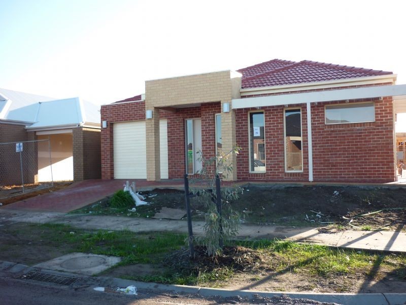 20 Wattletree Street, Craigieburn VIC 3064