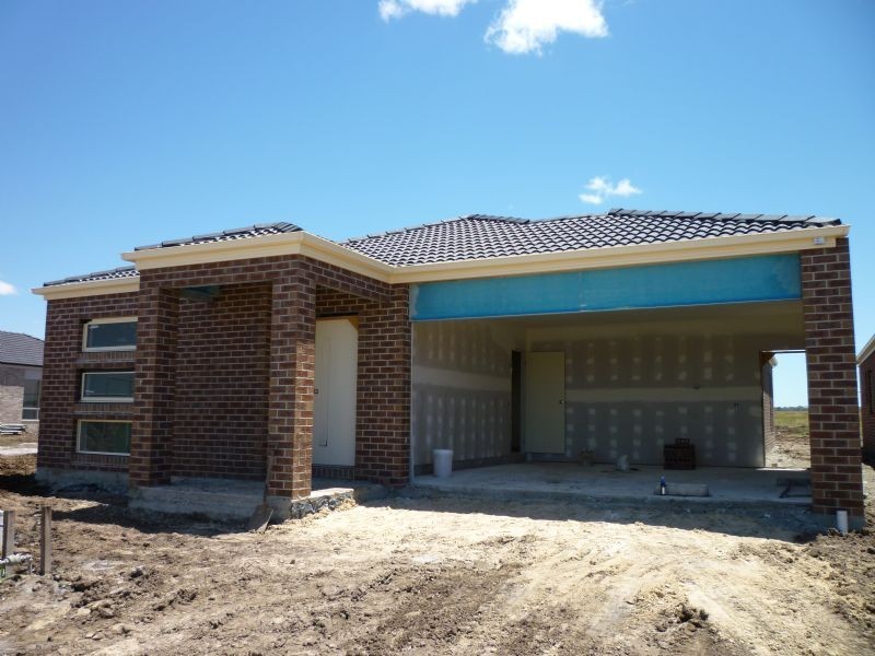 Lot 8407  Newbury Boulevard, Craigieburn VIC 3064