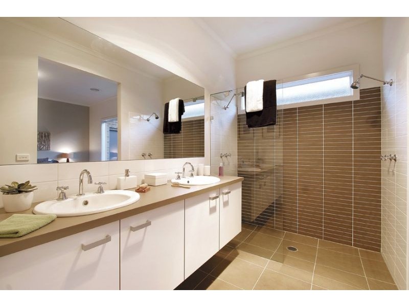 3 Nottingham Close, Craigieburn VIC 3064