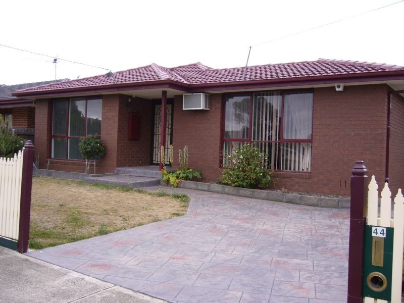 44 Wattleglen Street, Craigieburn VIC 3064