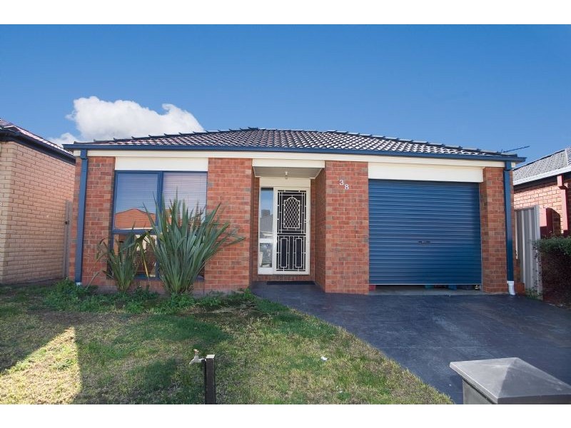 38 Parramatta Walk, Craigieburn VIC 3064