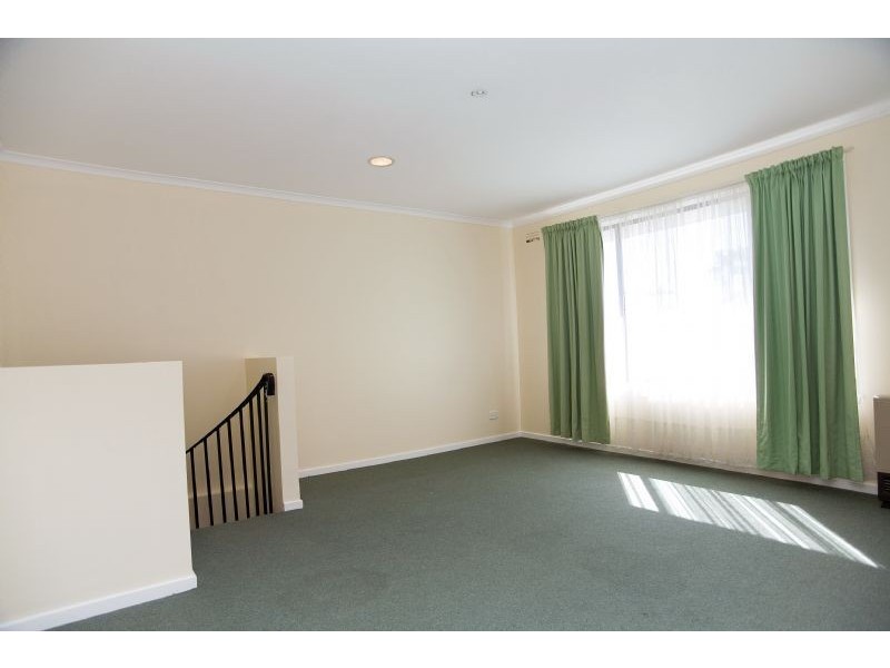 38 Bank Street, Craigieburn VIC 3064