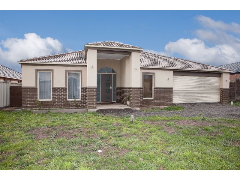 5 St. Ives Place, Craigieburn VIC 3064